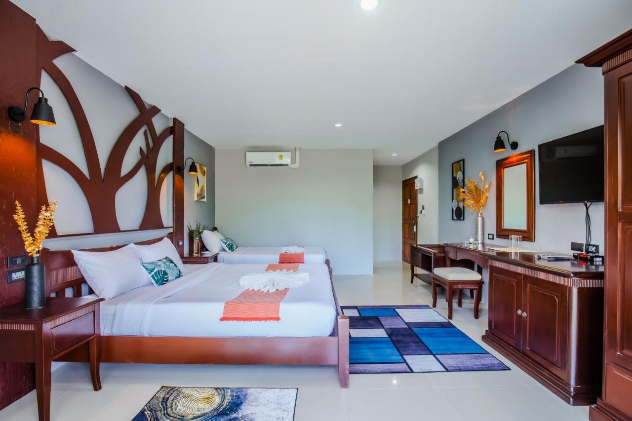 Time Out Hotel Patong Kültér fotó