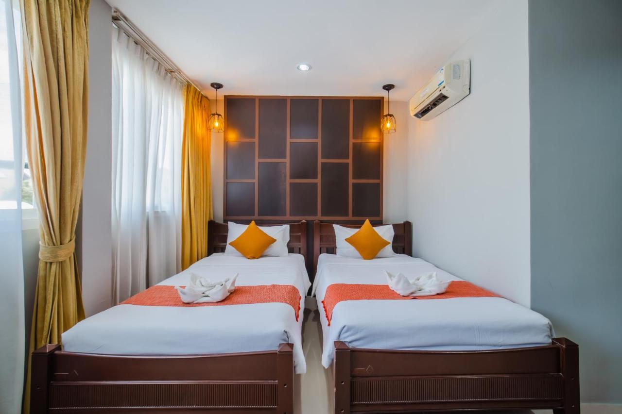 Time Out Hotel Patong Kültér fotó