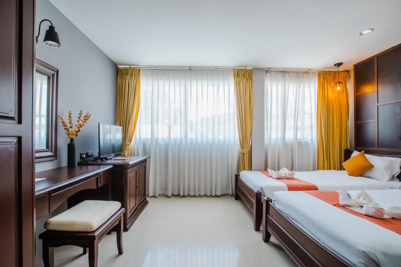 Time Out Hotel Patong Kültér fotó